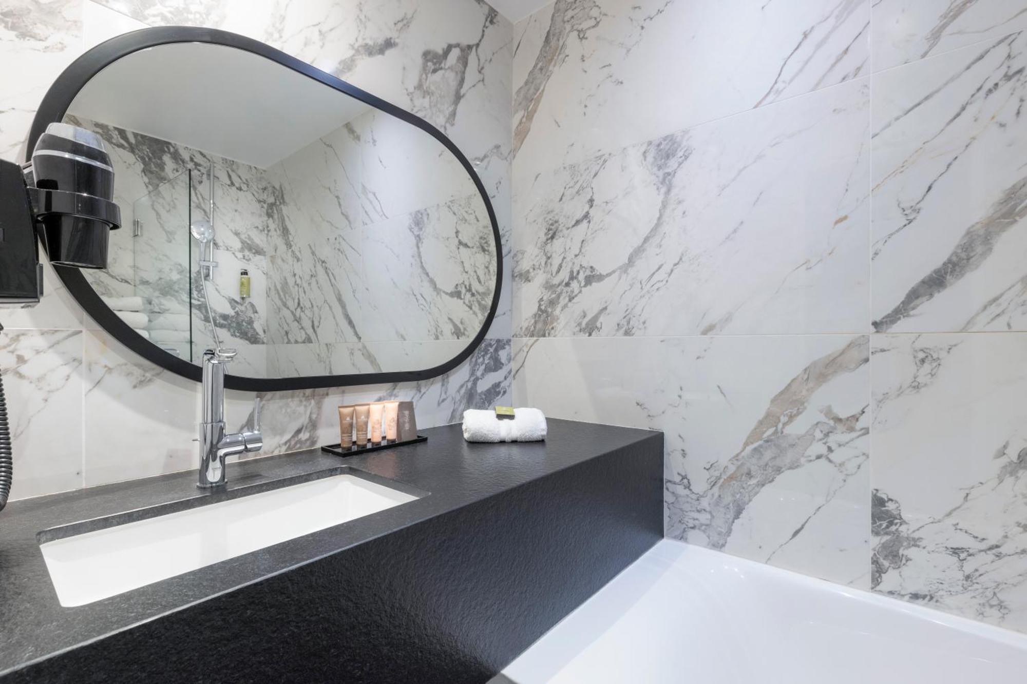 Du Bois Champs-elysees 3* Parijs